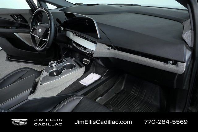 Certified 2025 Cadillac Optiq Luxury 2 w/ LPO, Floor Liner Package image 22