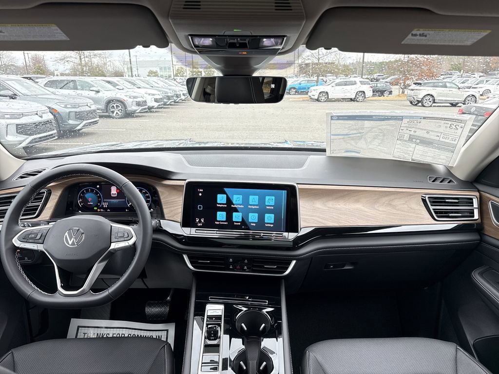 New 2026 Volkswagen Atlas SE image 24