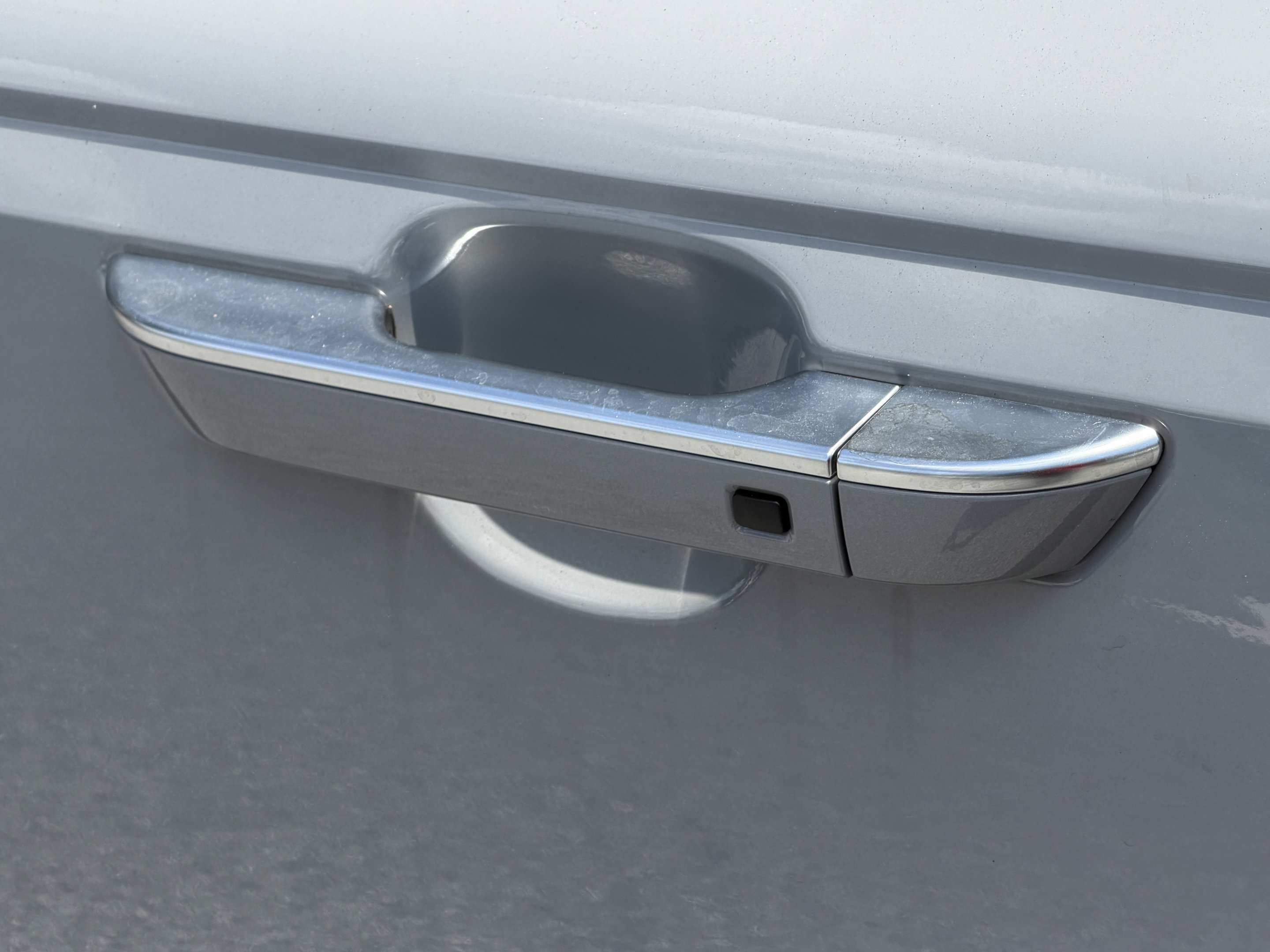 New 2026 Kia Carnival EX FWD image 28