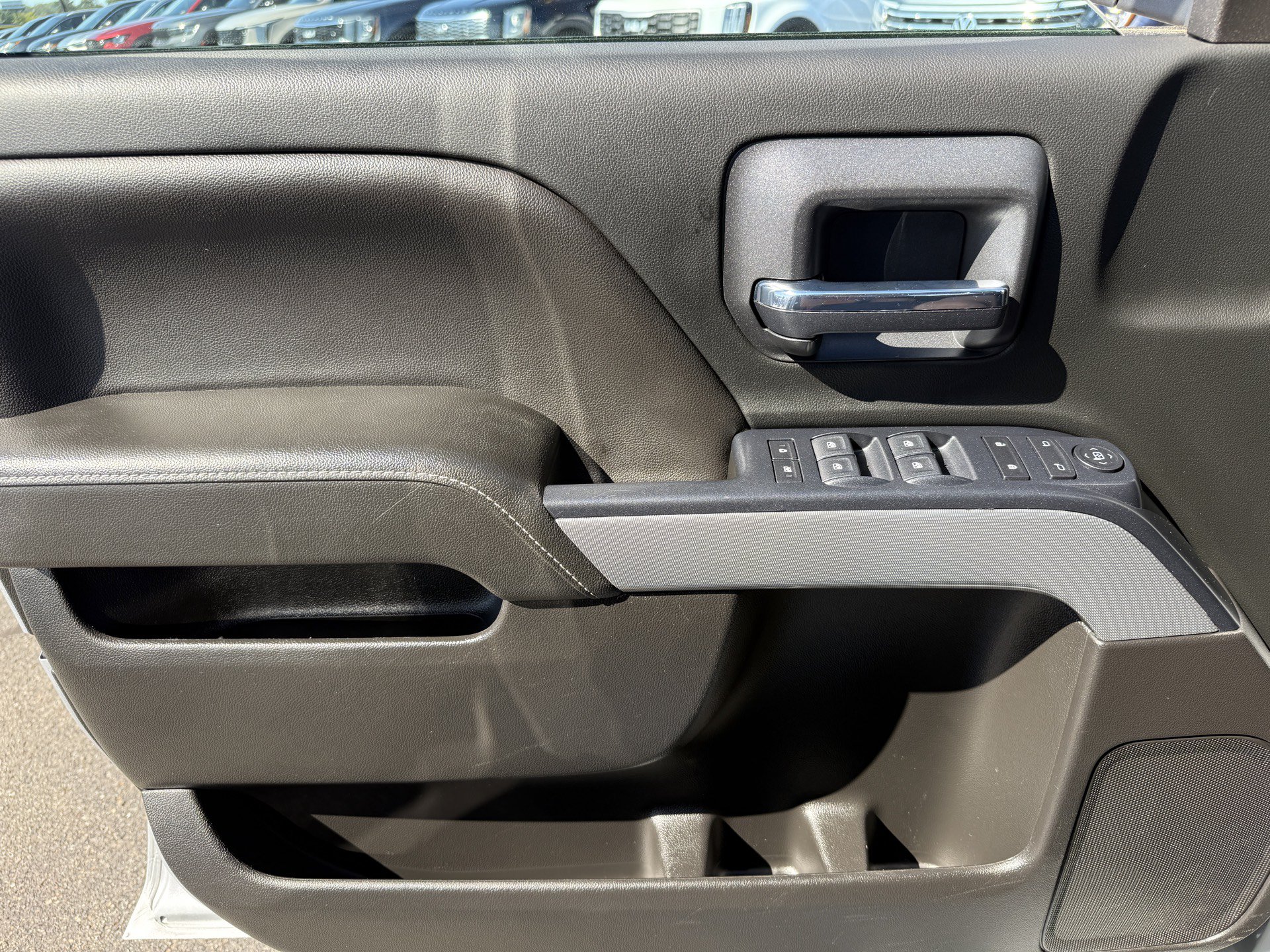 Used 2018 Chevrolet Silverado 1500 LT w/ All Star Edition AWD/4WD image 34