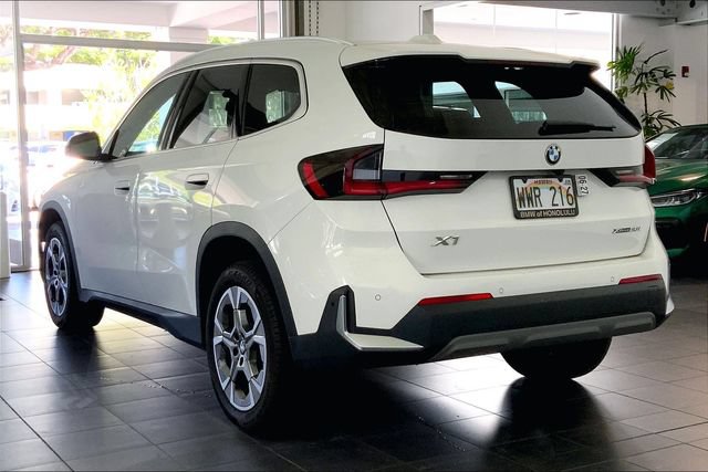 Certified 2023 BMW X1 xDrive28i w/ Convenience Package AWD/4WD image 5
