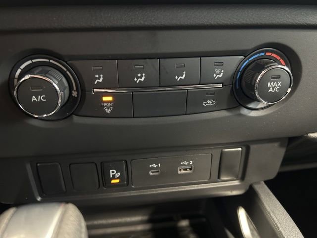 Used 2025 Nissan Frontier SV image 18