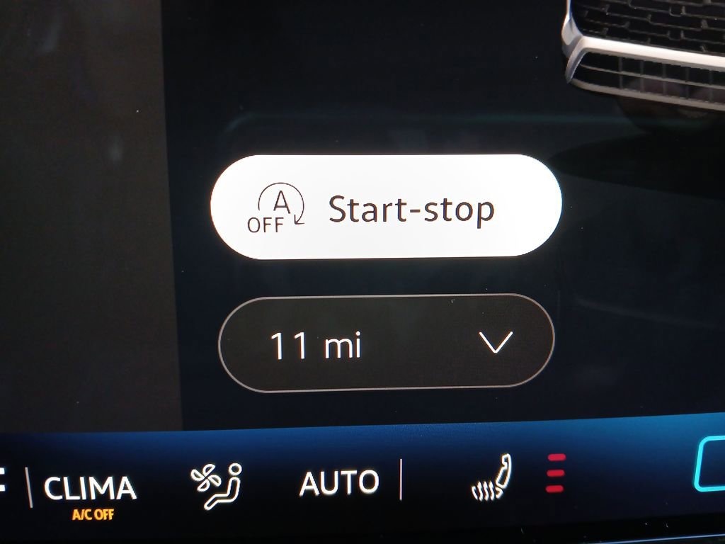 New 2026 Volkswagen Tiguan SE image 16