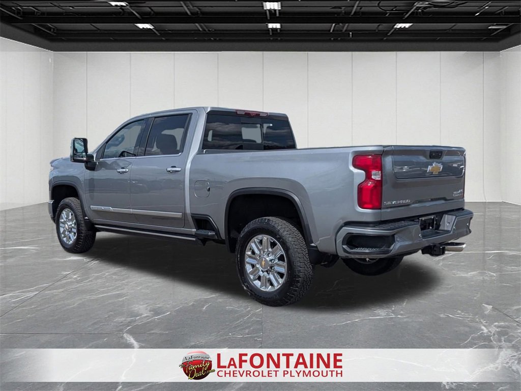 Certified 2024 Chevrolet Silverado 3500 High Country w/ High Country Premium Package image 3