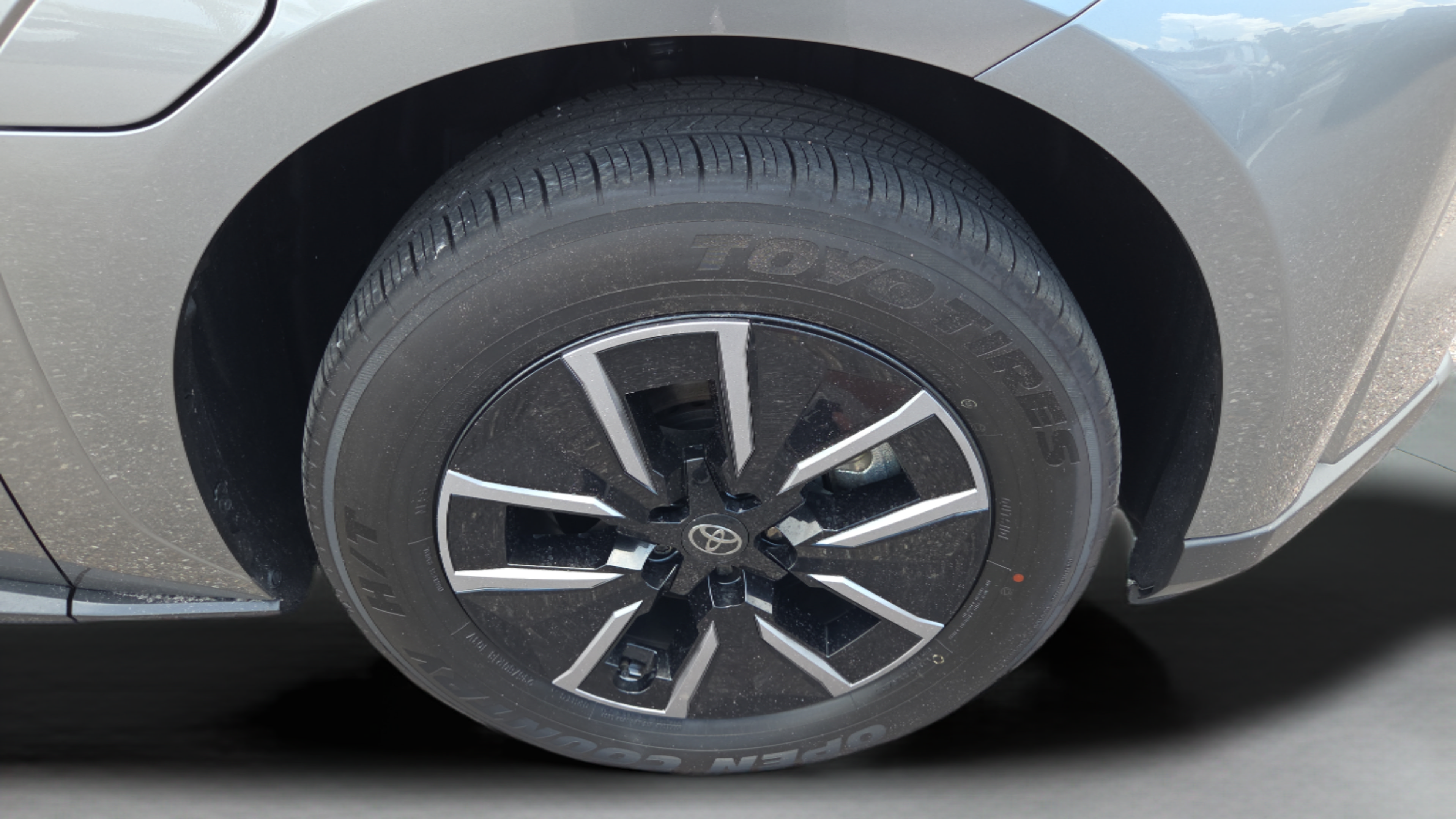 Certified 2026 Toyota bZ AWD/4WD image 34