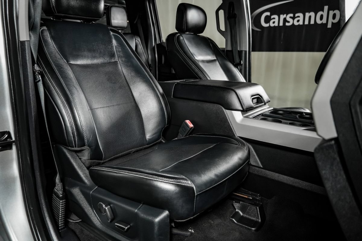 Used 2019 Ford F250 Lariat w/ Lariat Ultimate Package AWD/4WD image 32
