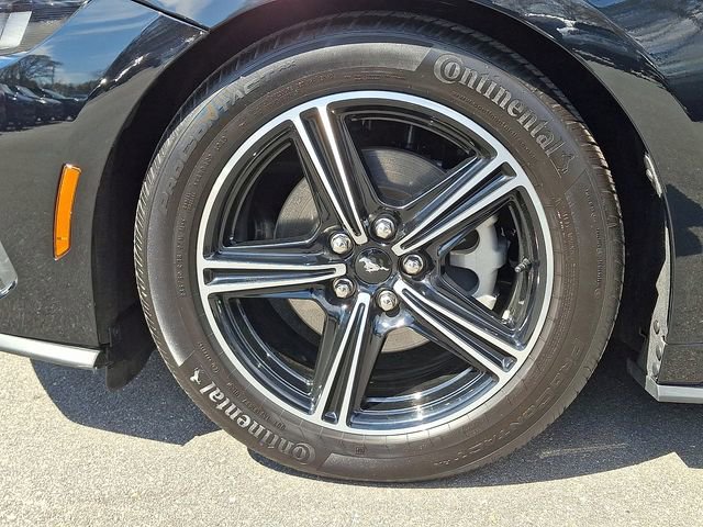 Used 2025 Ford Mustang Premium image 8