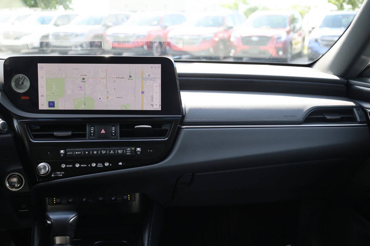 Used 2023 Lexus ES 250 w/ Premium Package AWD/4WD image 24