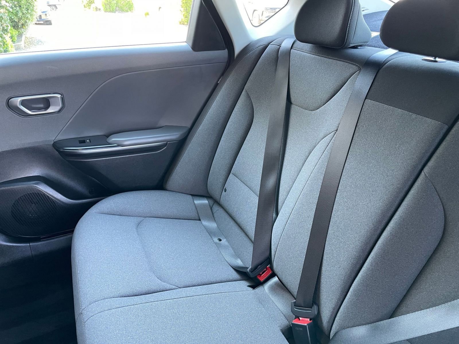 Used 2025 Kia K4 LXS image 39
