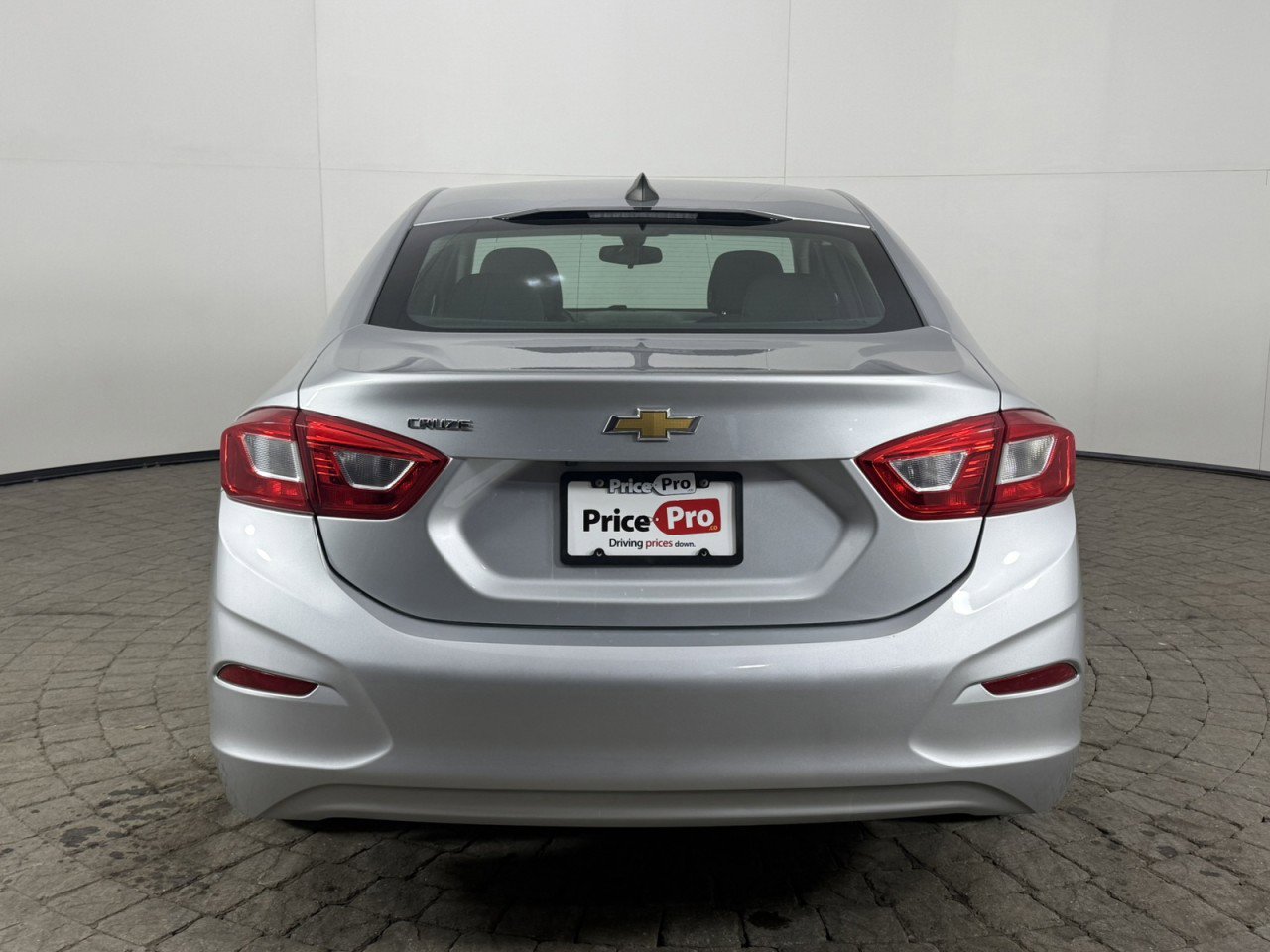 Used 2017 Chevrolet Cruze LS image 6