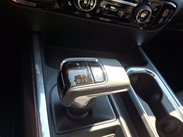 Used 2023 Chevrolet Silverado 1500 LT AWD/4WD image 14