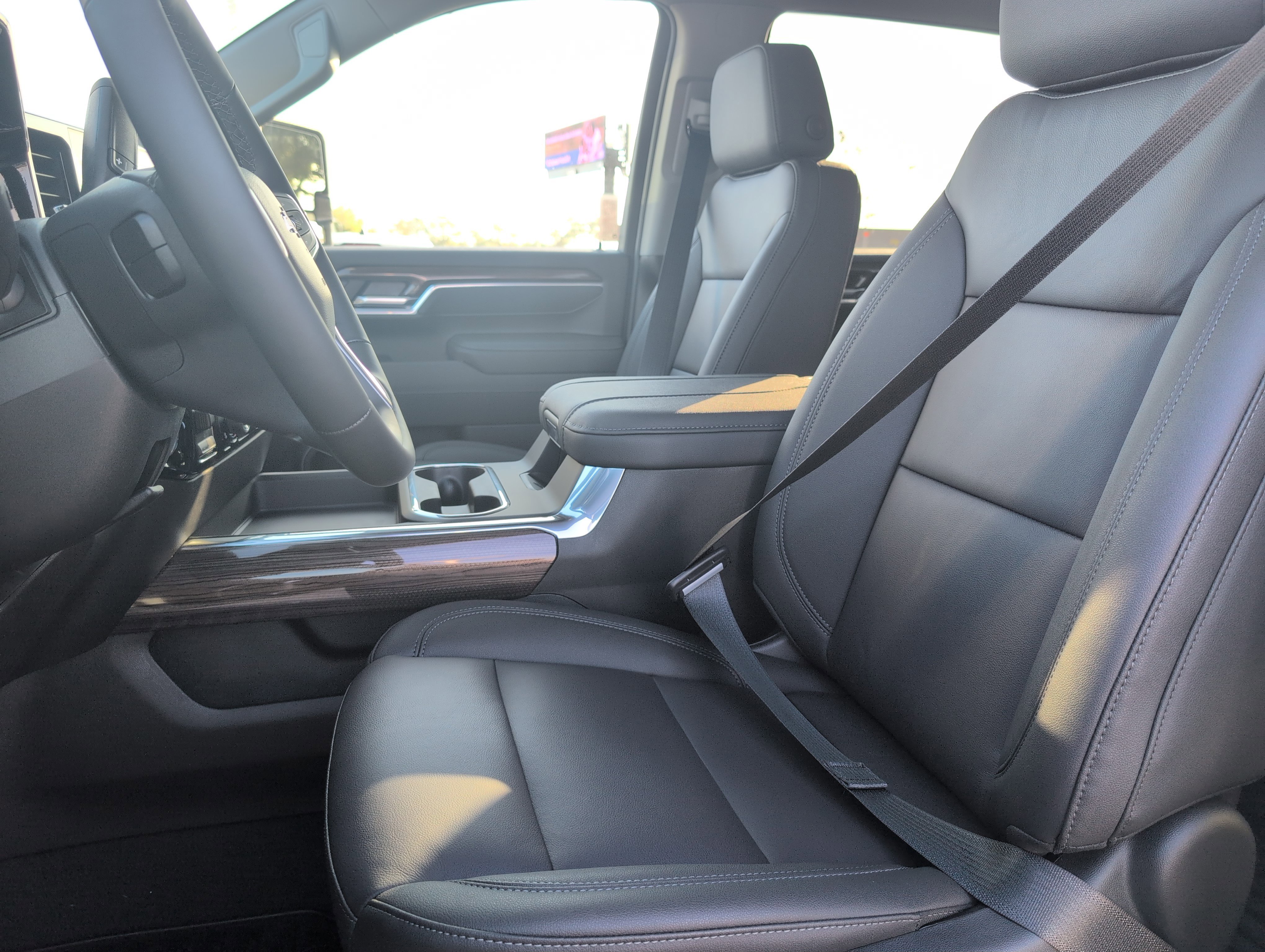 New 2026 Chevrolet Silverado 2500 LT image 9