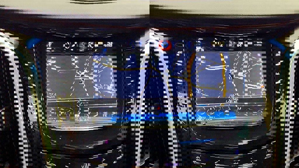 Used 2017 Cadillac Escalade Premium Luxury image 20