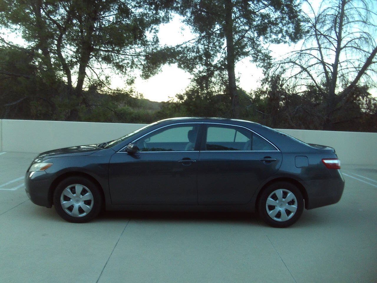 Used 2008 Toyota Camry LE FWD image 9