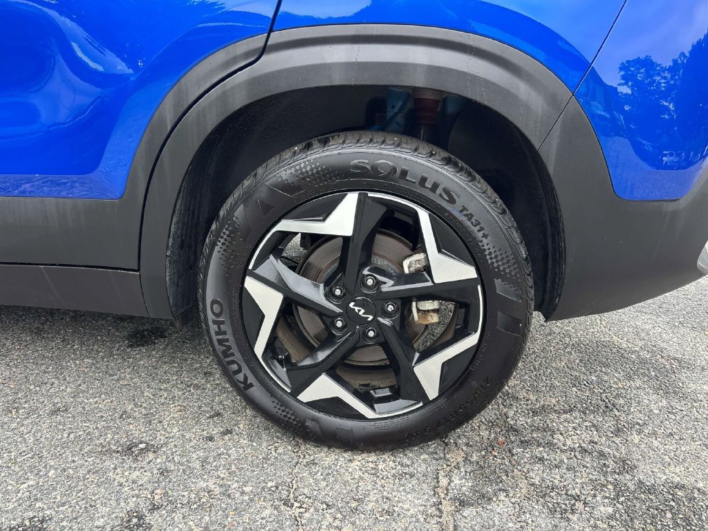 Certified 2026 Kia Seltos S AWD/4WD image 9