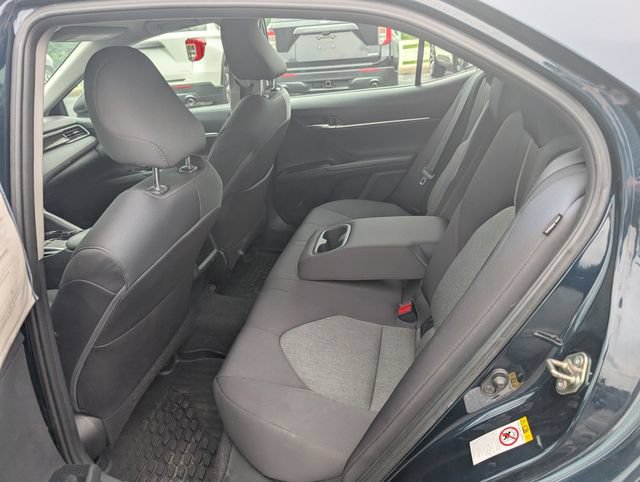 Used 2019 Toyota Camry LE FWD image 10