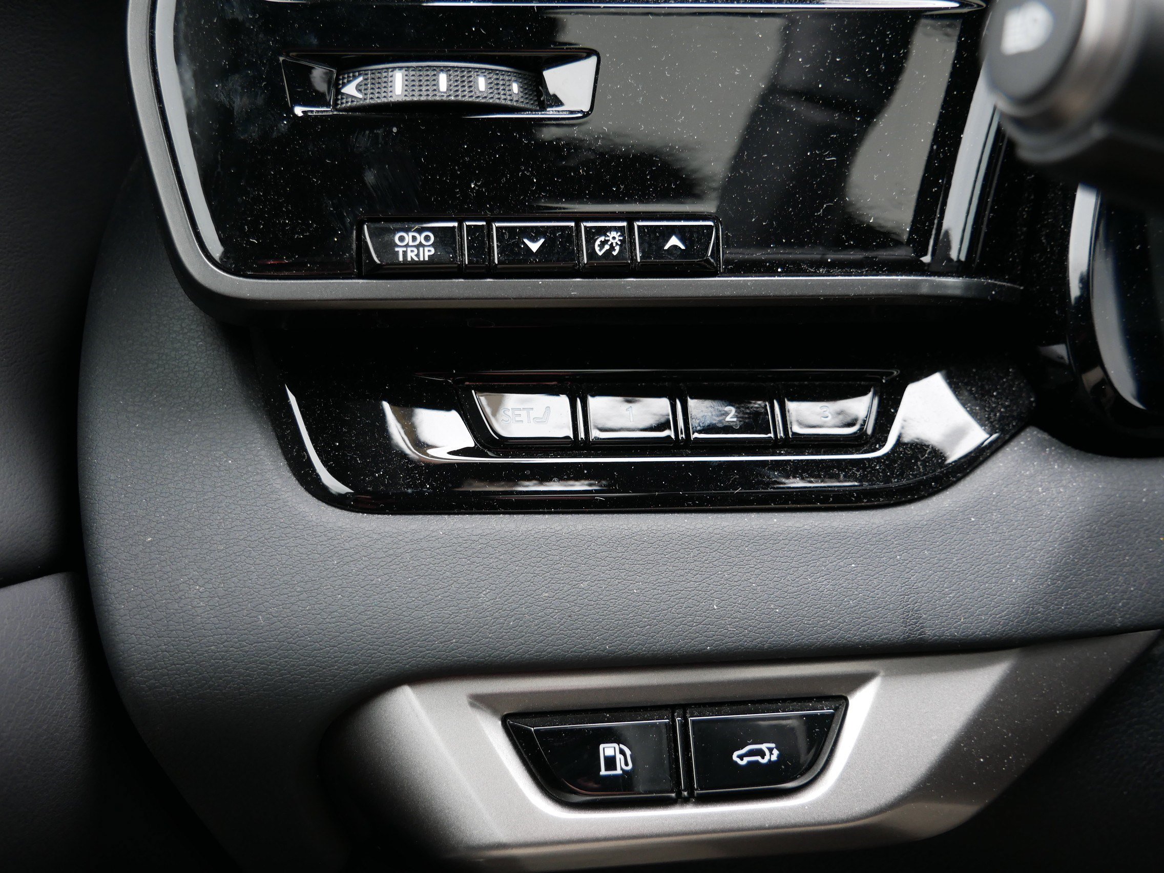 Used 2024 Lexus RX 350 AWD image 26