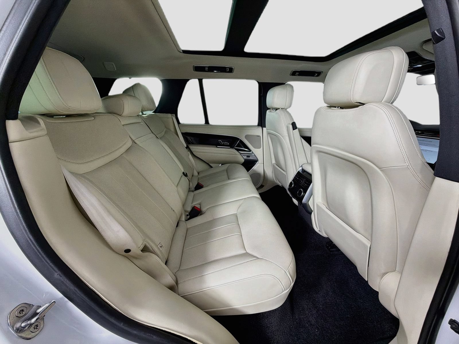 Used 2023 Land Rover Range Rover SE AWD/4WD image 30