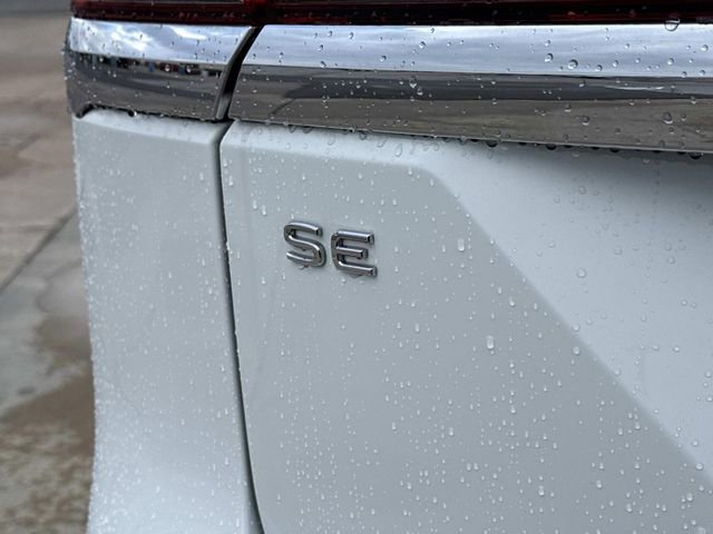 Certified 2025 Volkswagen Atlas SE image 5