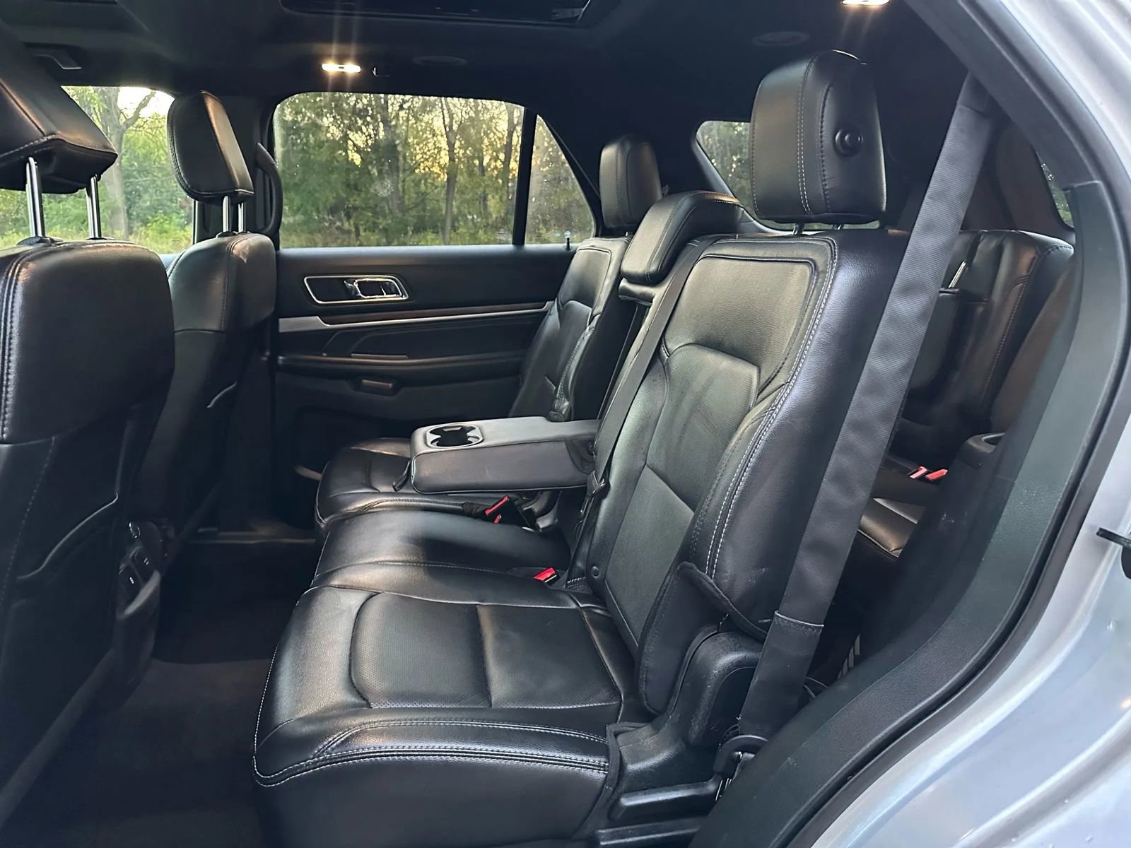 Used 2018 Ford Explorer Limited w/ Equipment Group 301A image 16