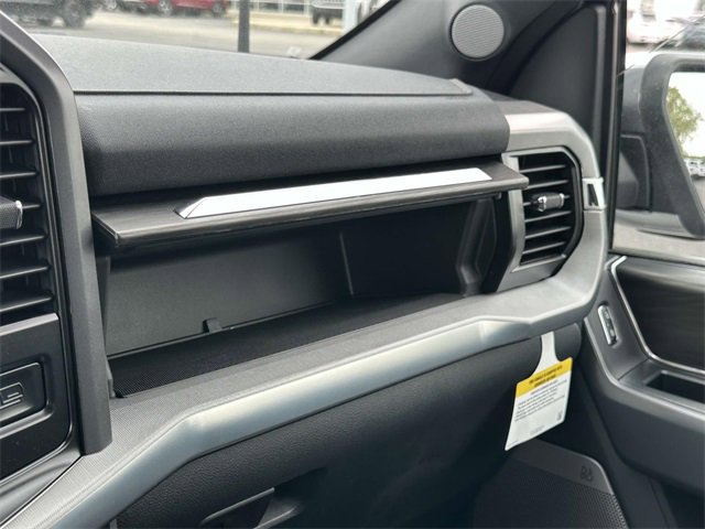 New 2025 Ford F150 Lariat w/ Equipment Group 502A High image 34