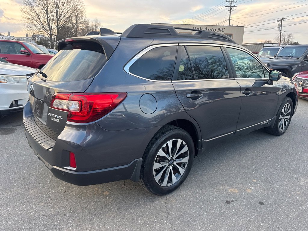Used 2017 Subaru Outback 2.5i Limited image 5