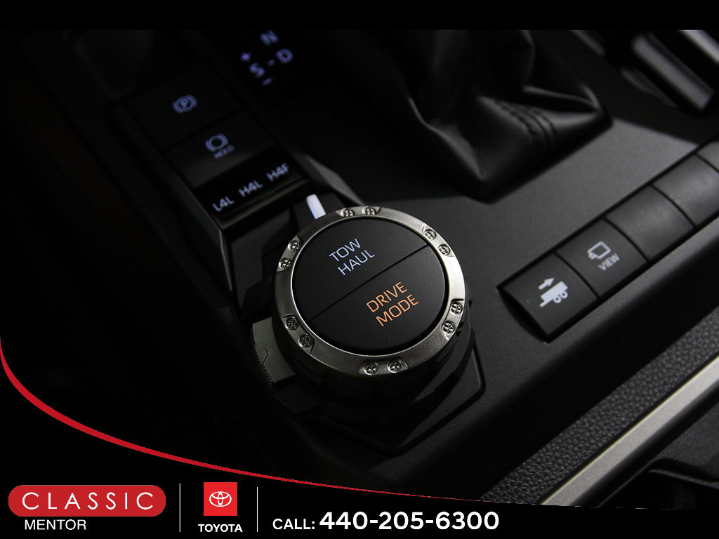 Used 2026 Toyota 4Runner Platinum AWD/4WD image 17