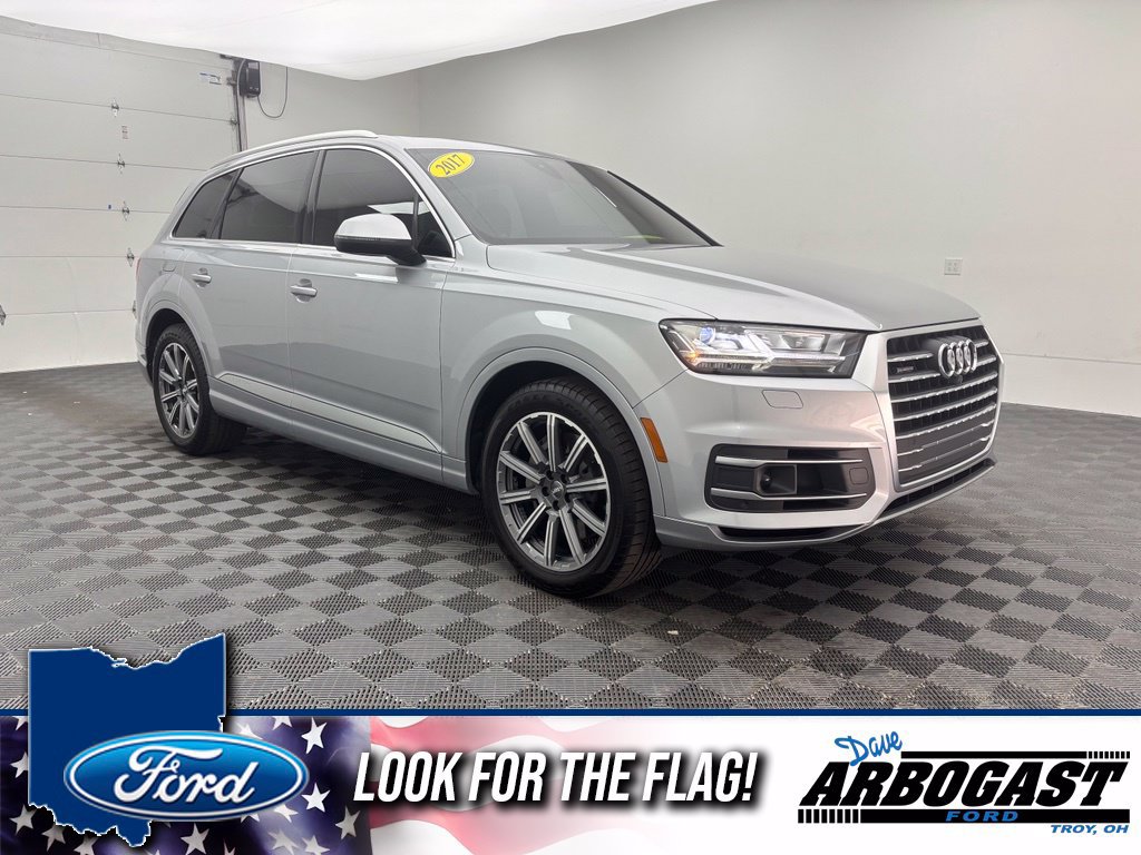 Used 2017 Audi Q7 3.0T Prestige AWD/4WD image 1