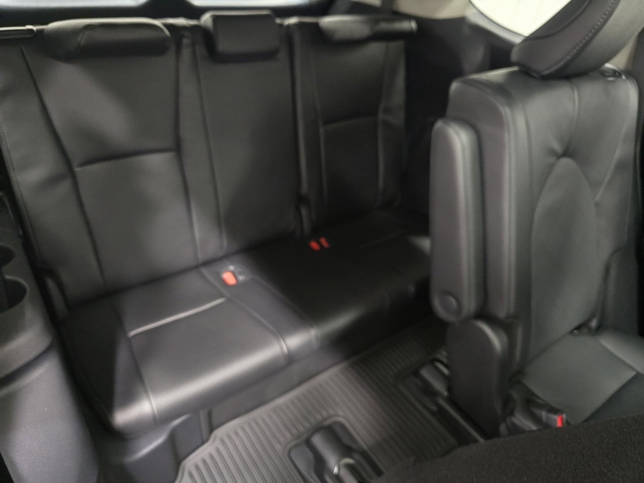 New 2026 Toyota Highlander Platinum image 21