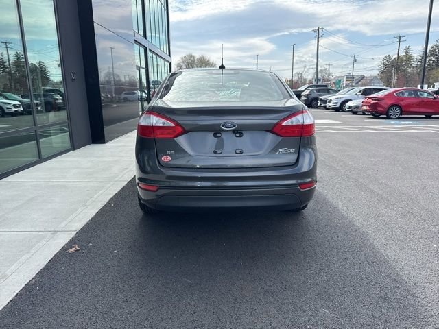 Used 2018 Ford Fiesta SE FWD image 4