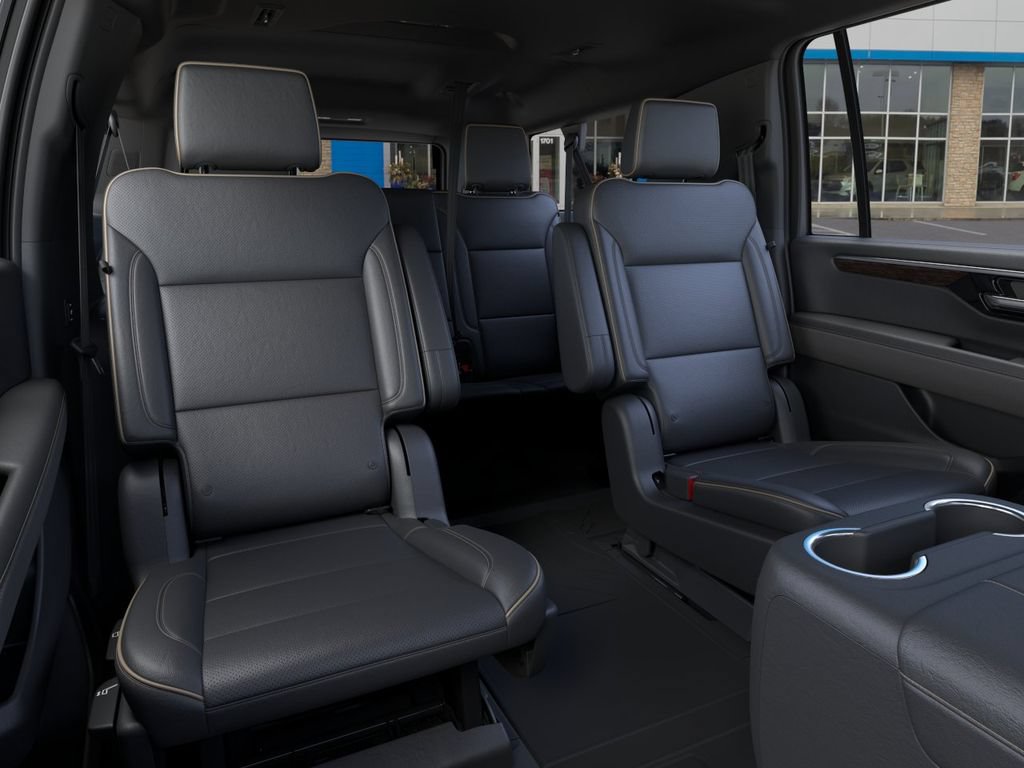 New 2026 Chevrolet Suburban Premier w/ Sun And Tow Package AWD/4WD image 17