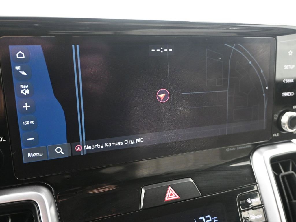 Certified 2024 Kia Sorento EX image 17