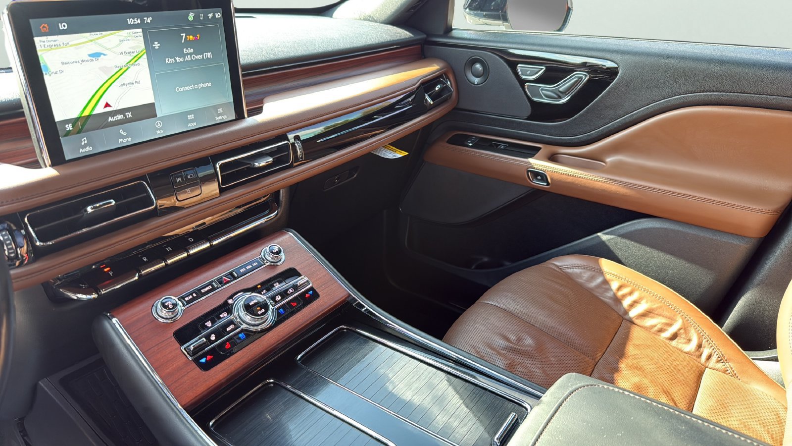 Certified 2022 Lincoln Aviator Reserve w/ Equipment Group 201A RWD image 17