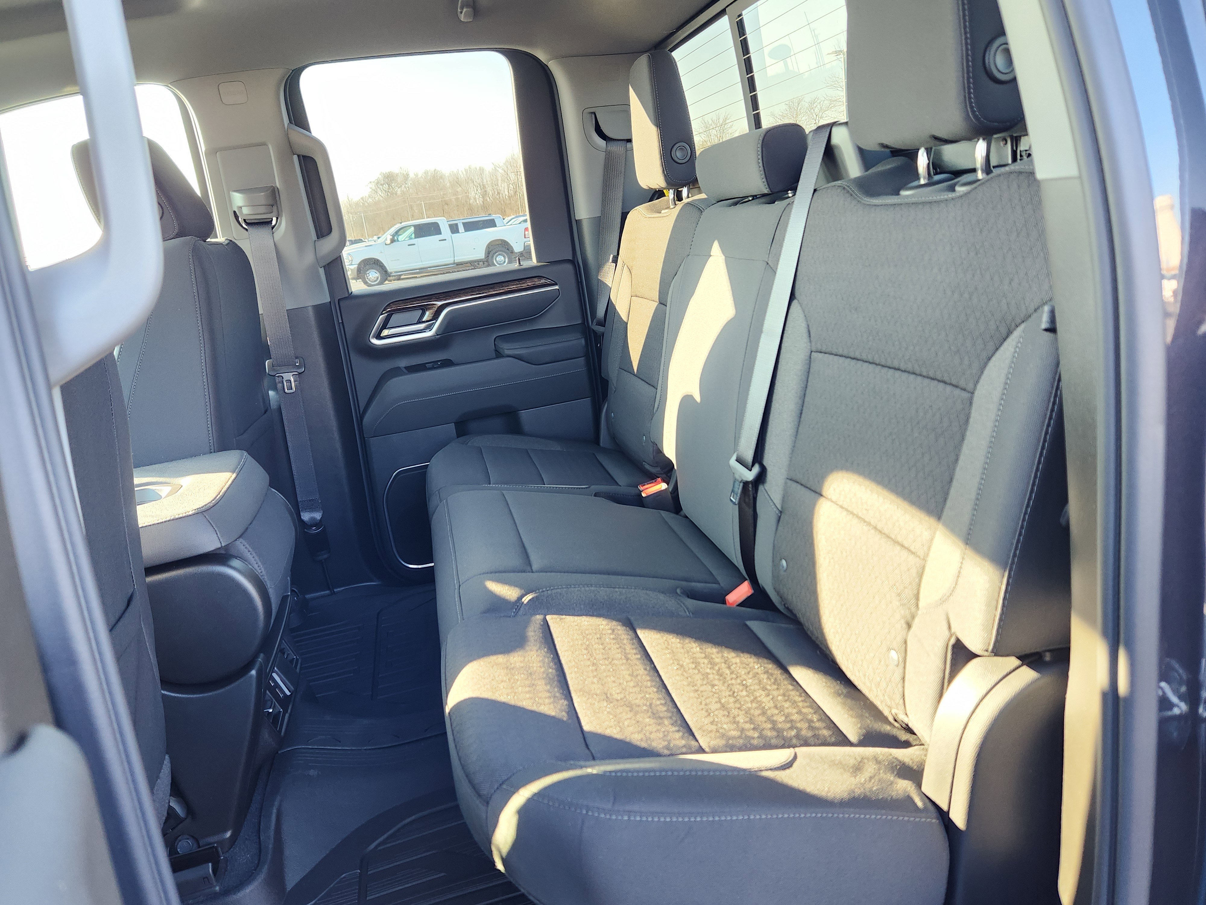 New 2026 GMC Sierra 2500 SLE w/ Preferred Package image 8