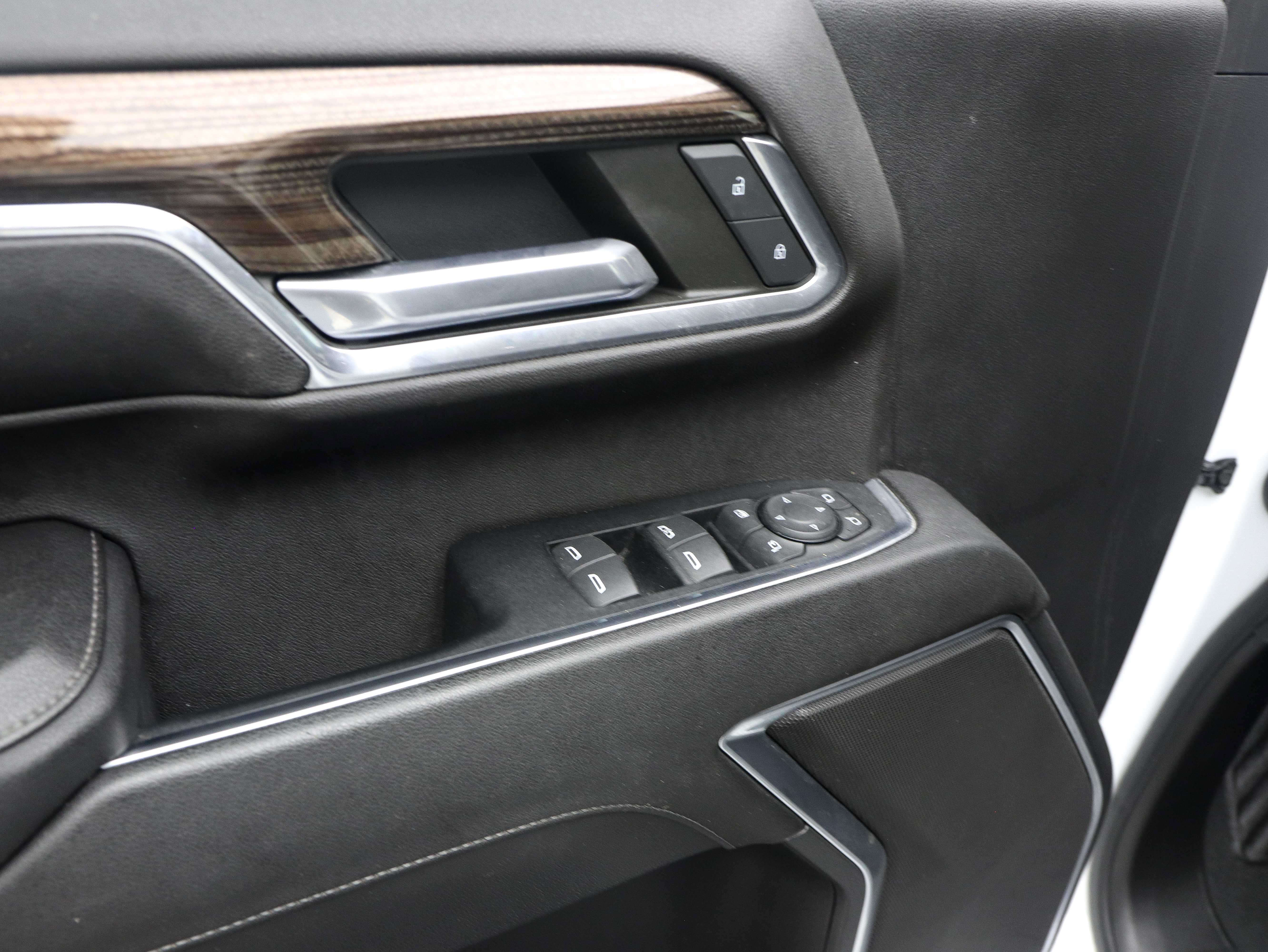 Used 2024 Chevrolet Silverado 2500 LT AWD/4WD image 18