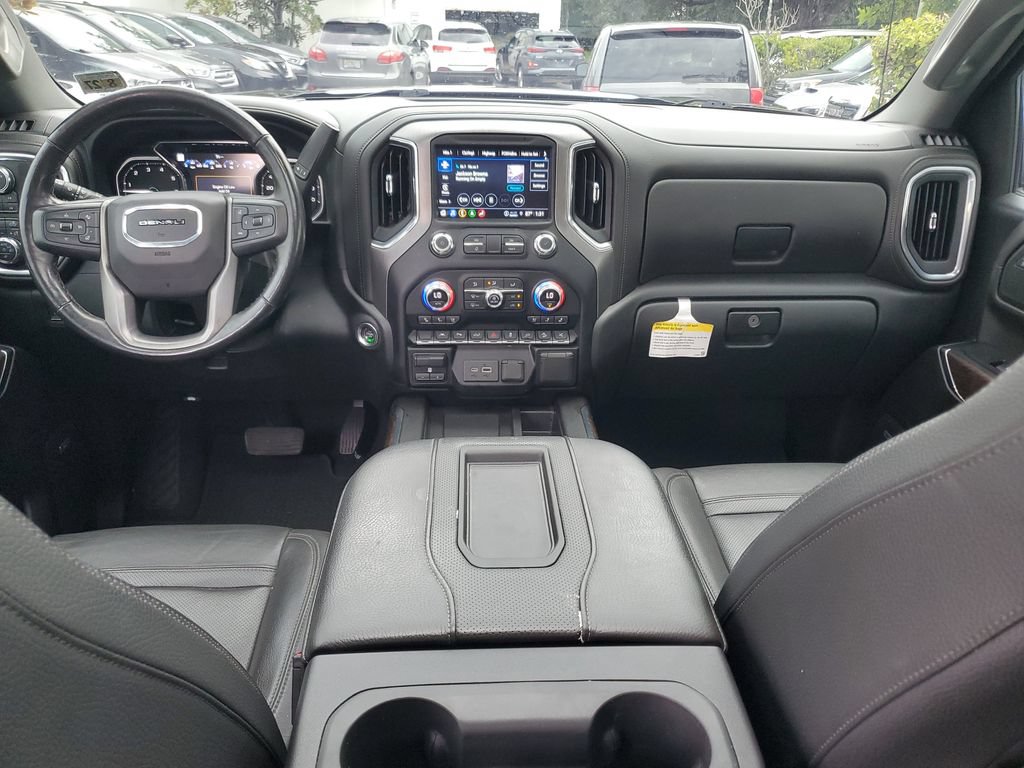 Used 2022 GMC Sierra 1500 Denali w/ Denali Premium Package AWD/4WD image 16