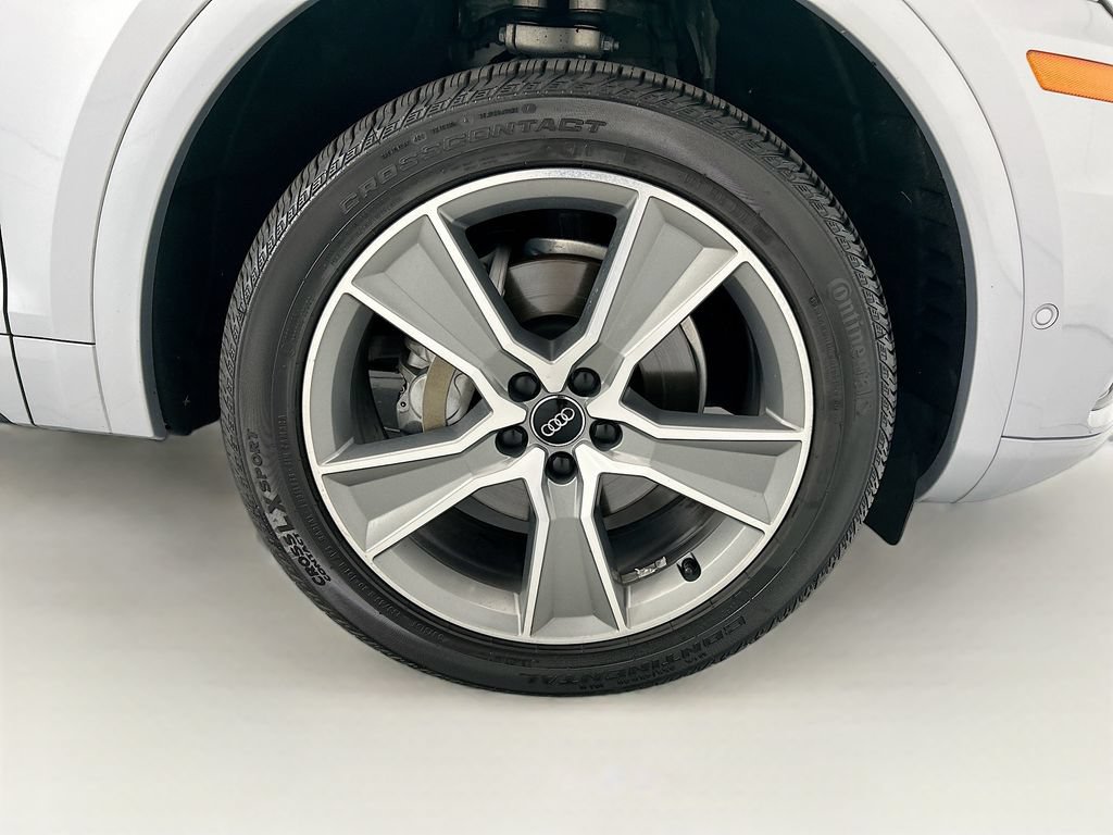 Used 2019 Audi Q5 Prestige w/ Prestige Package AWD/4WD image 31