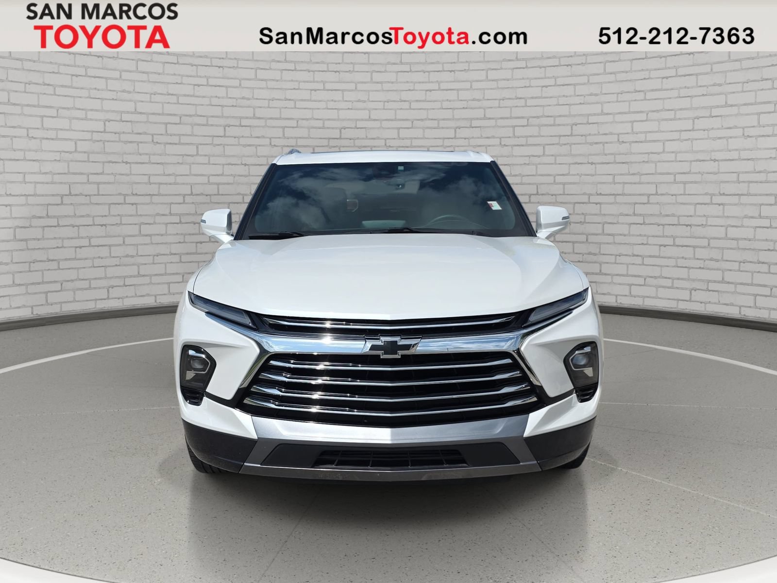 Used 2023 Chevrolet Blazer Premier w/ Enhanced Convenience Package AWD/4WD image 2