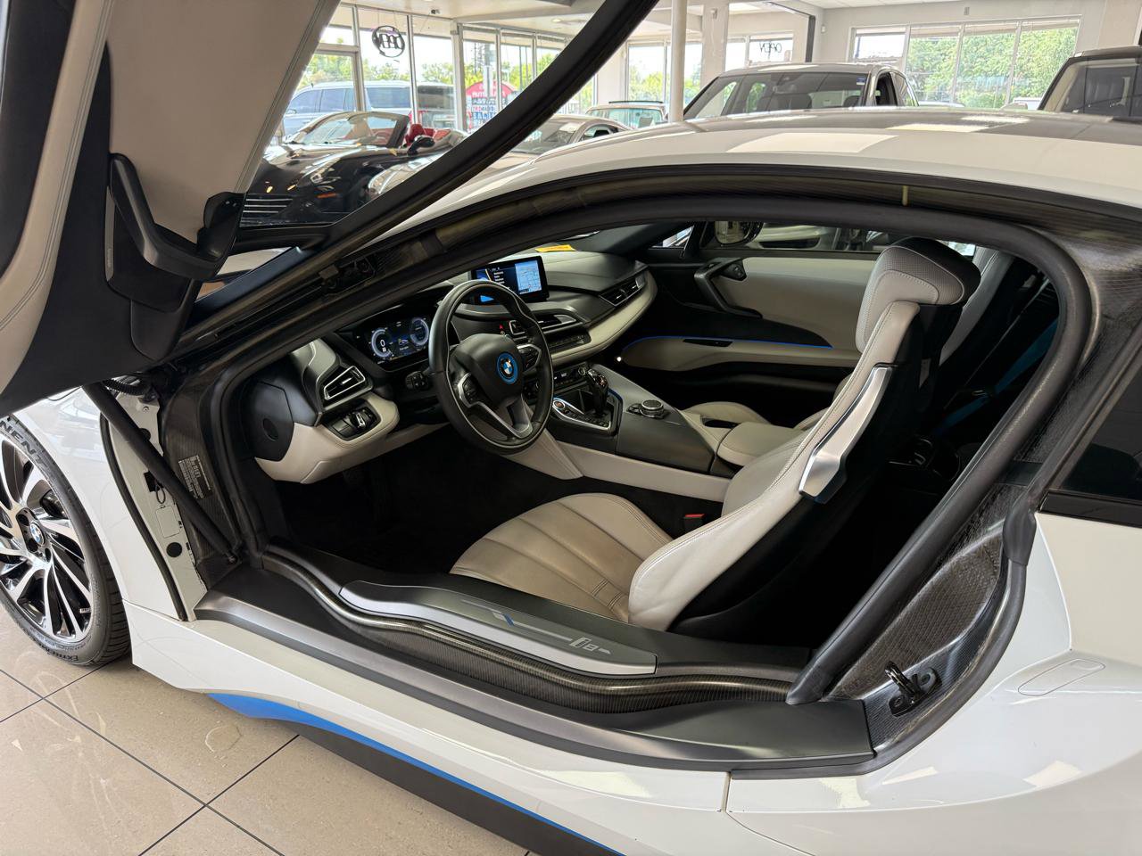 Used 2015 BMW i8 AWD/4WD image 10