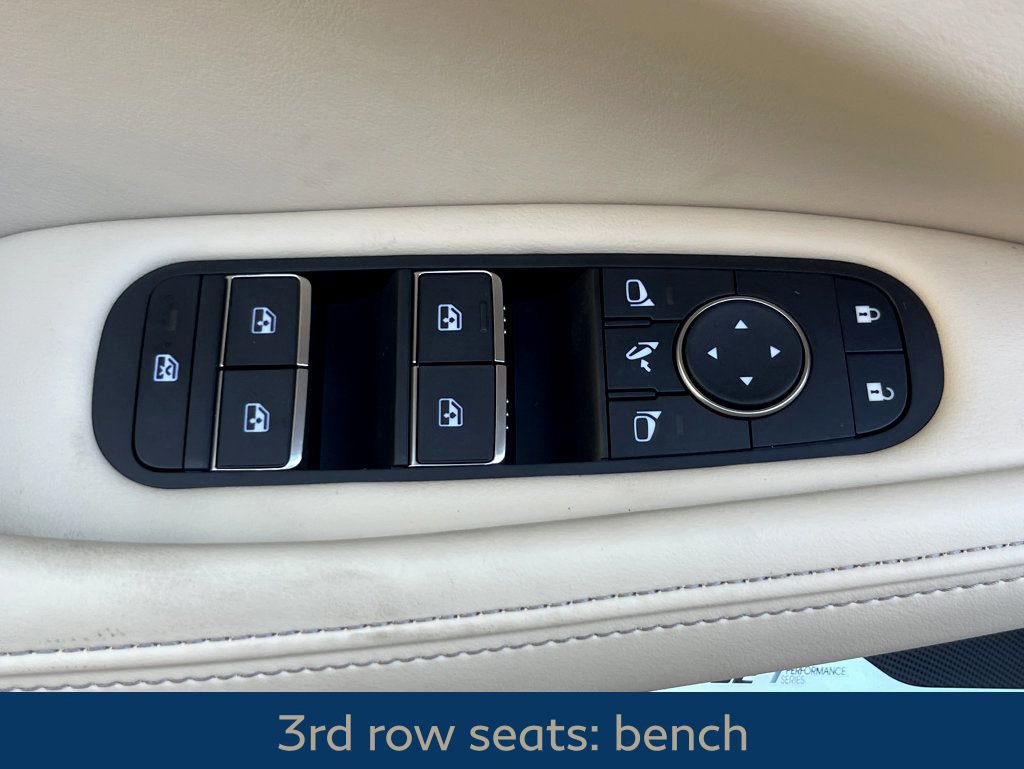 Certified 2025 INFINITI QX60 Luxe w/ Cargo Package image 18