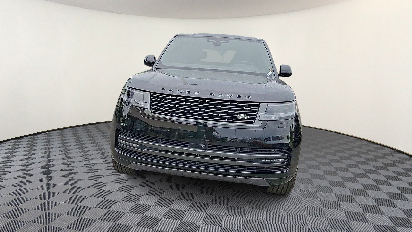 Certified 2025 Land Rover Range Rover SE AWD/4WD image 3