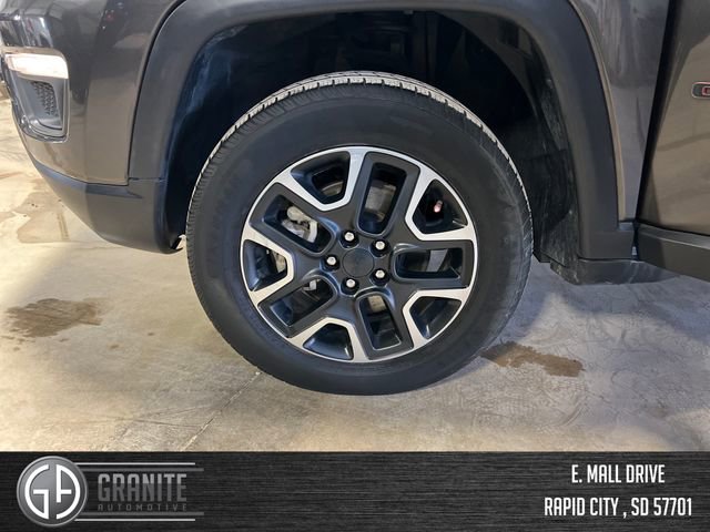 Used 2019 Jeep Compass Trailhawk image 29