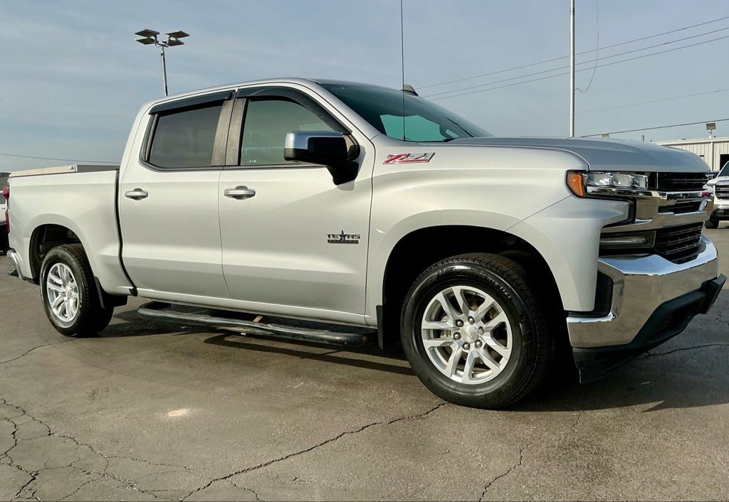 Used 2020 Chevrolet Silverado 1500 LT w/ Texas Edition image 6