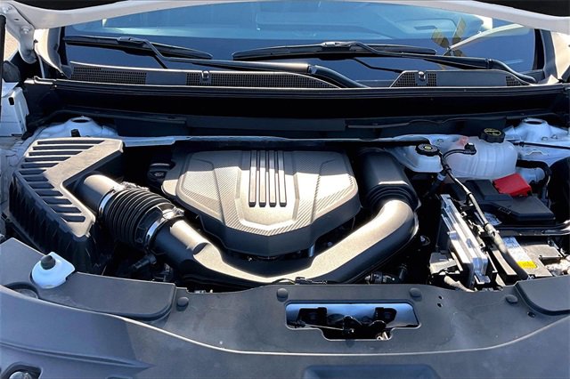 Used 2025 GMC Acadia Elevation image 31