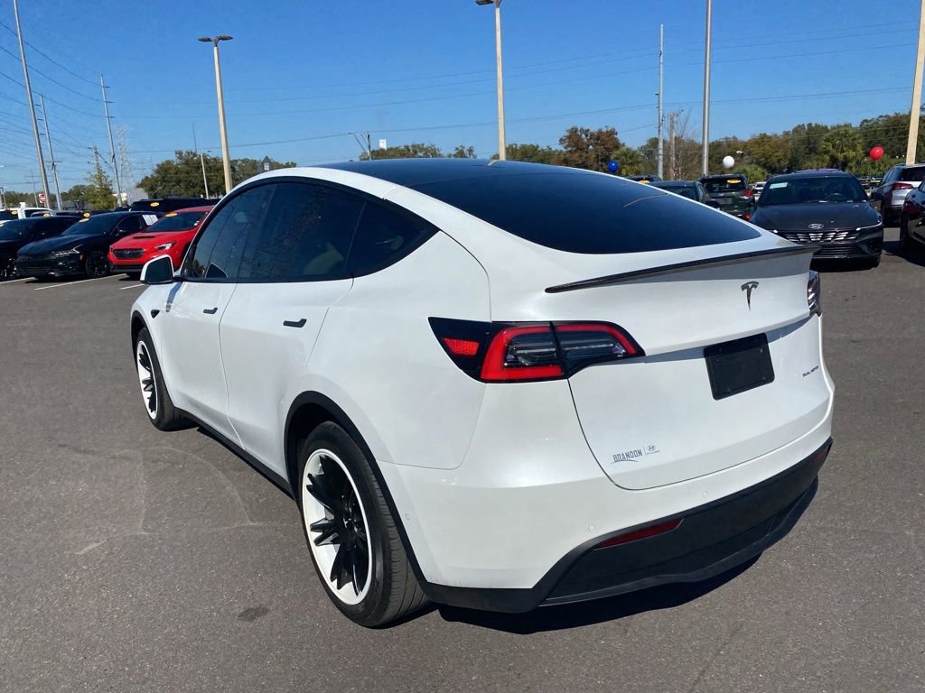 Used 2021 Tesla Model Y Long Range image 5
