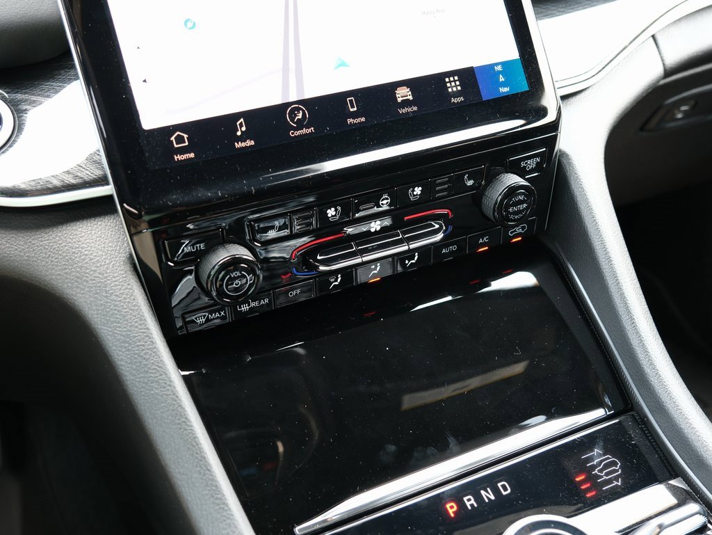 Used 2024 Jeep Grand Cherokee Trailhawk w/ Luxury Tech Group III image 25