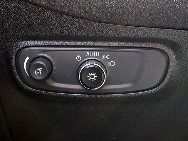 Used 2023 Chevrolet Equinox LT image 25