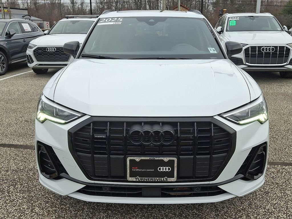 Certified 2025 Audi Q3 2.0T Premium Plus w/ Premium Plus Package image 2