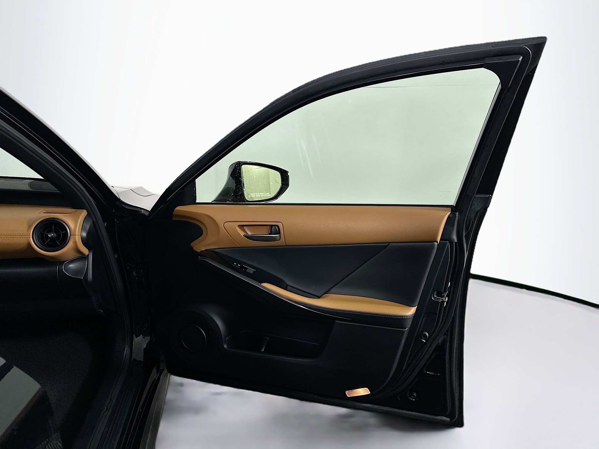 Used 2024 Lexus IS 300 IS 300 w/ Comfort Package image 31