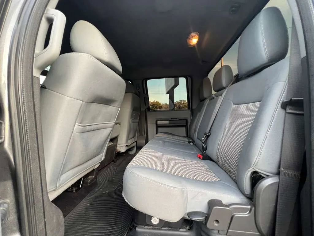 Used 2011 Ford F250 XLT w/ XLT Premium Pkg image 17